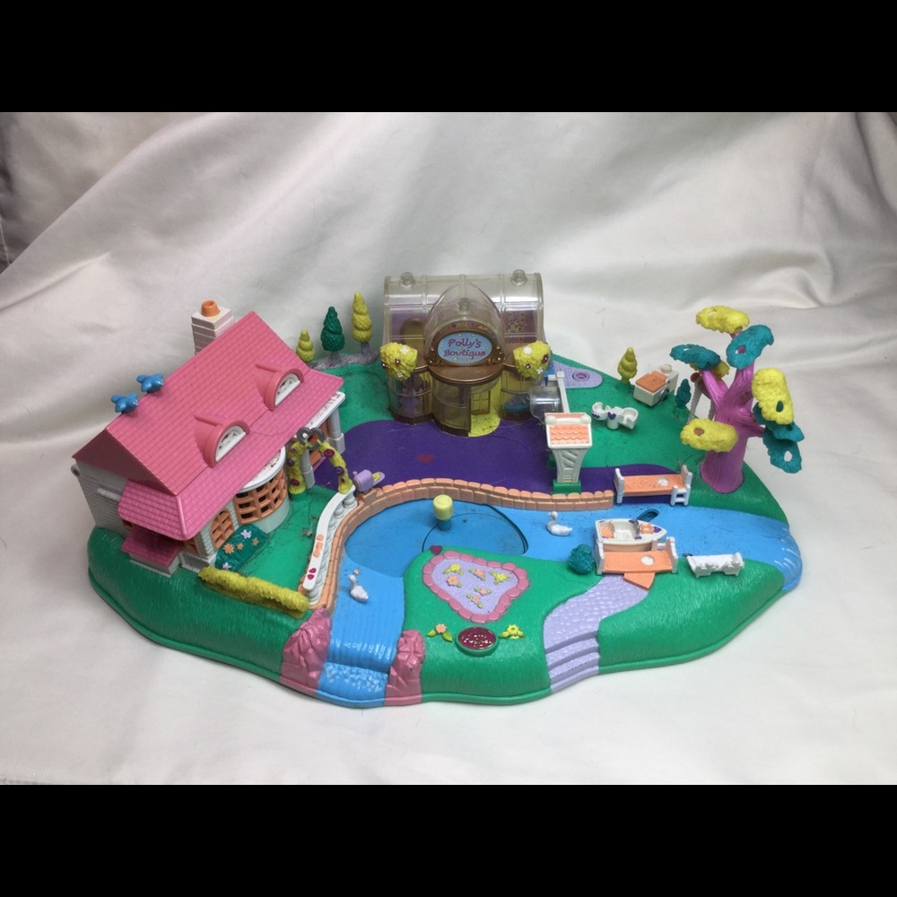 Vintage Bluebird Polly Pocket Magical Movin Pollyville Playset